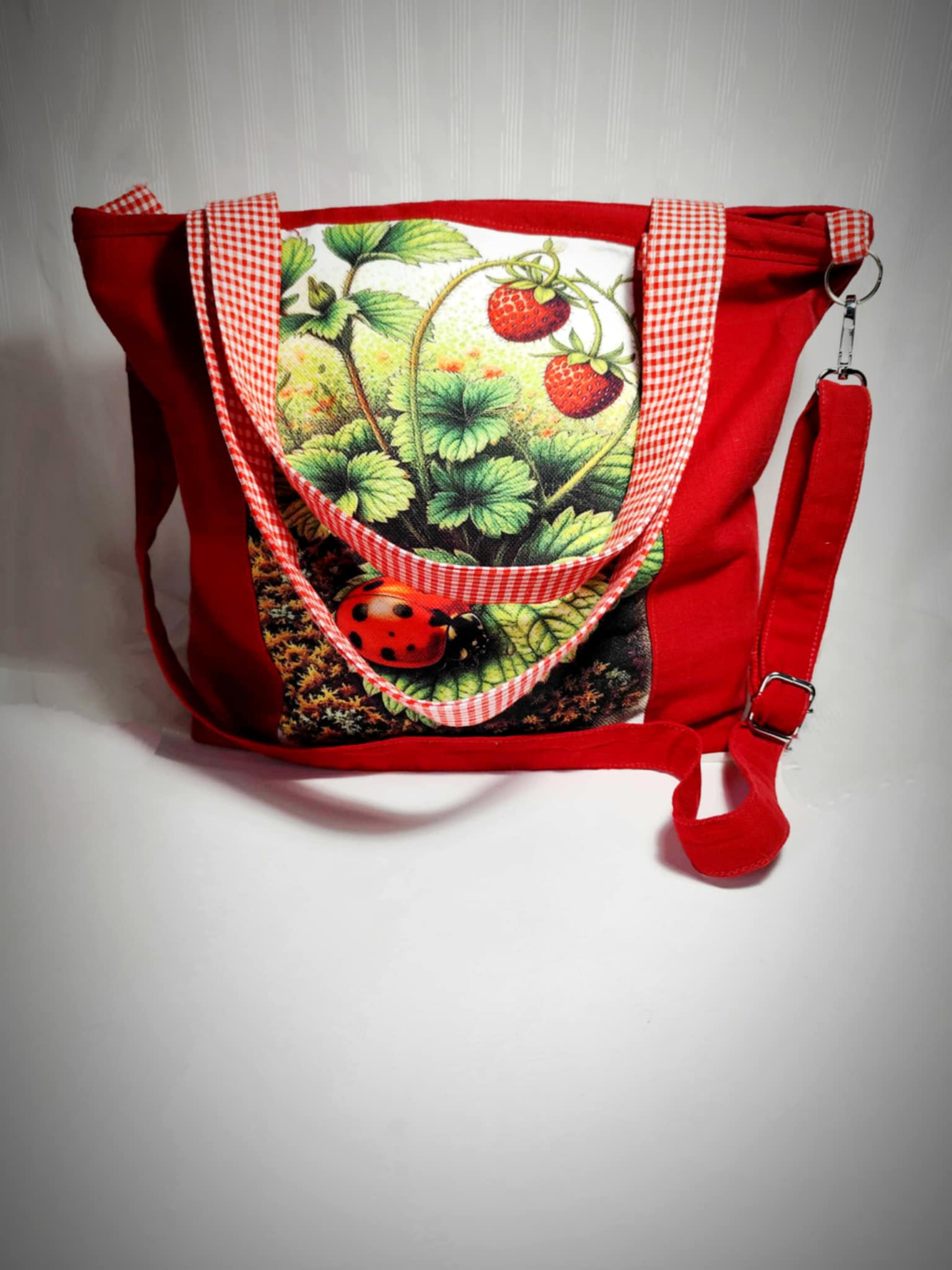 Дамска чанта 
